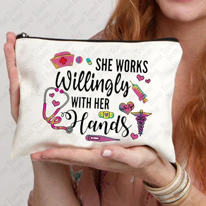 Blessed Nurse  Bag Gifts for Colleagues Travel Cosmetic Organizer for Ladies Clutch with Zipper